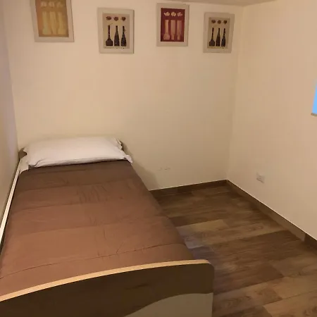 Il Paradiso Di Dante לינה וארוחת בוקר 4*