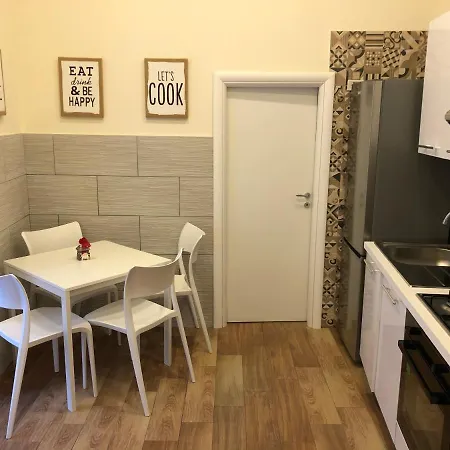 Couette-café Il Paradiso Di Dante 2*
